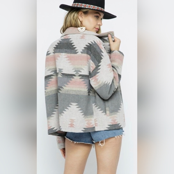 Aztec Print Shacket - Picture 7 of 8